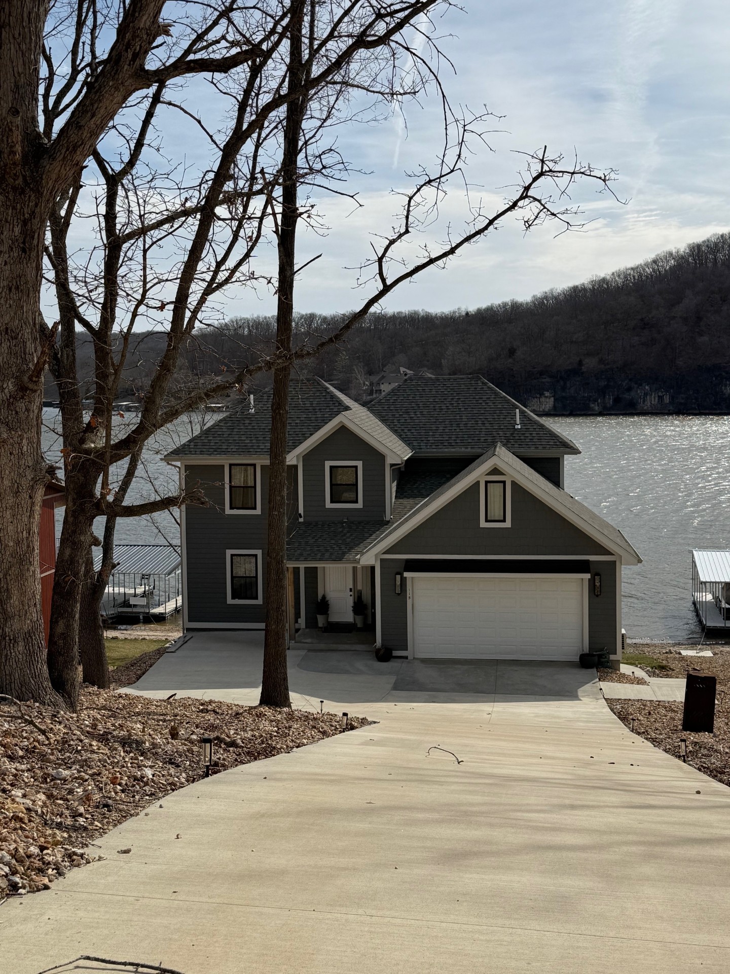 115 Lakeway 115 Lakeway